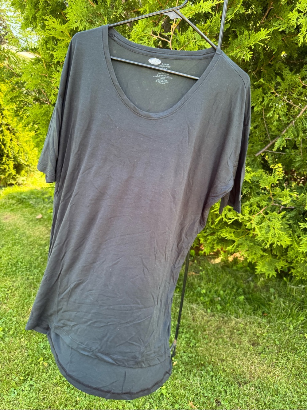 Women's Black Scoop Neck Short Sleeve Top